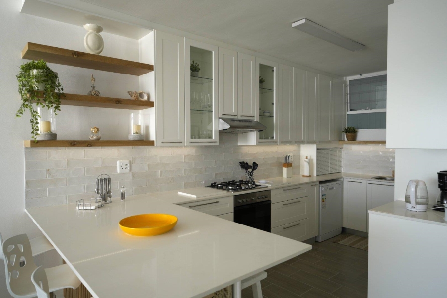 To Let 2 Bedroom Property for Rent in Summerstrand Eastern Cape
